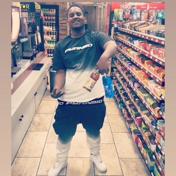 Meet your Posher, Kareem - Picture 1 of 1